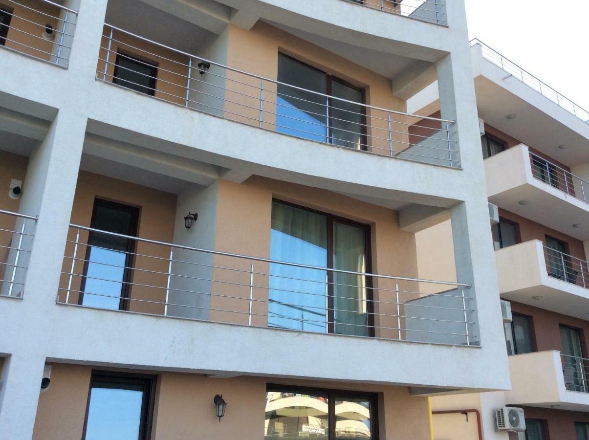 Bluewaves Apartment Mamaia Nord Неводарі Екстер'єр фото