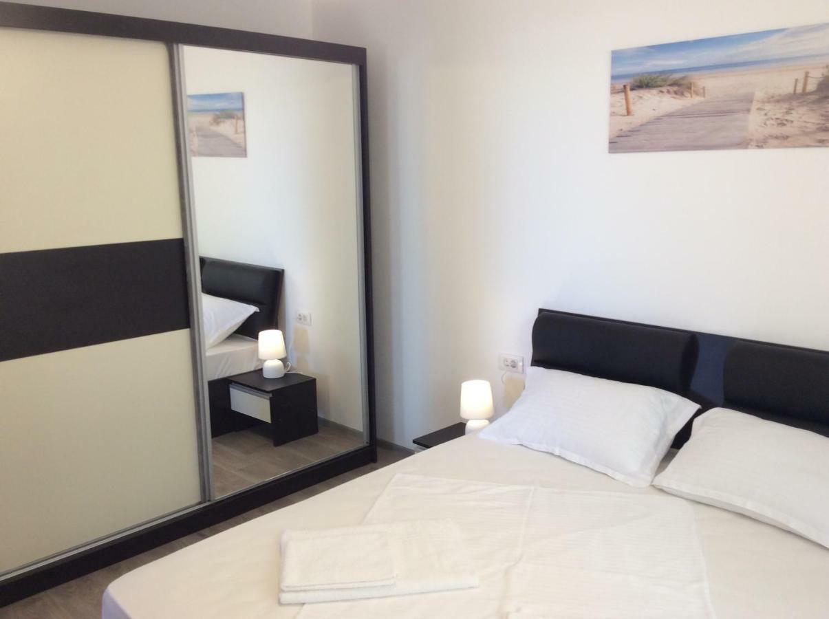 Bluewaves Apartment Mamaia Nord Неводарі Екстер'єр фото